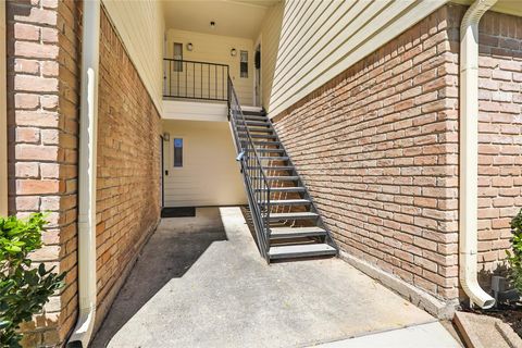 Photo of 14515 Wunderlich Drive #207, Houston, TX 77069 (MLS # 3680310)