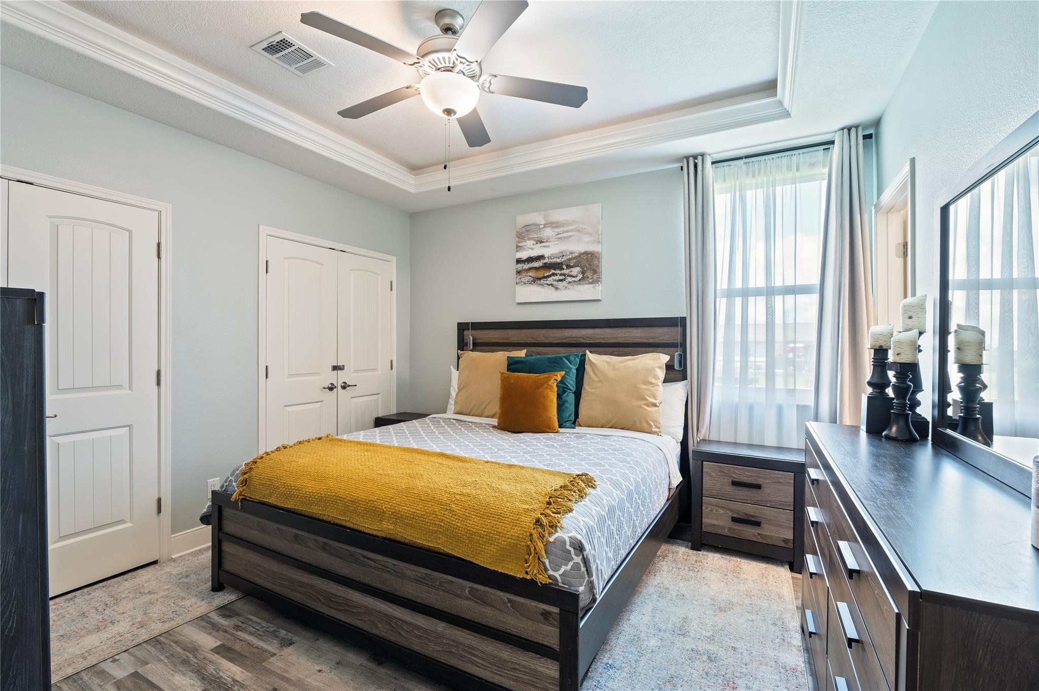 935 Eastview B