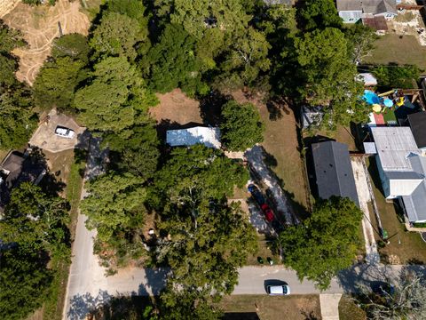 Photo of 401 Dunnam Avenue, Cleveland, TX 77327 (MLS # 96804279)