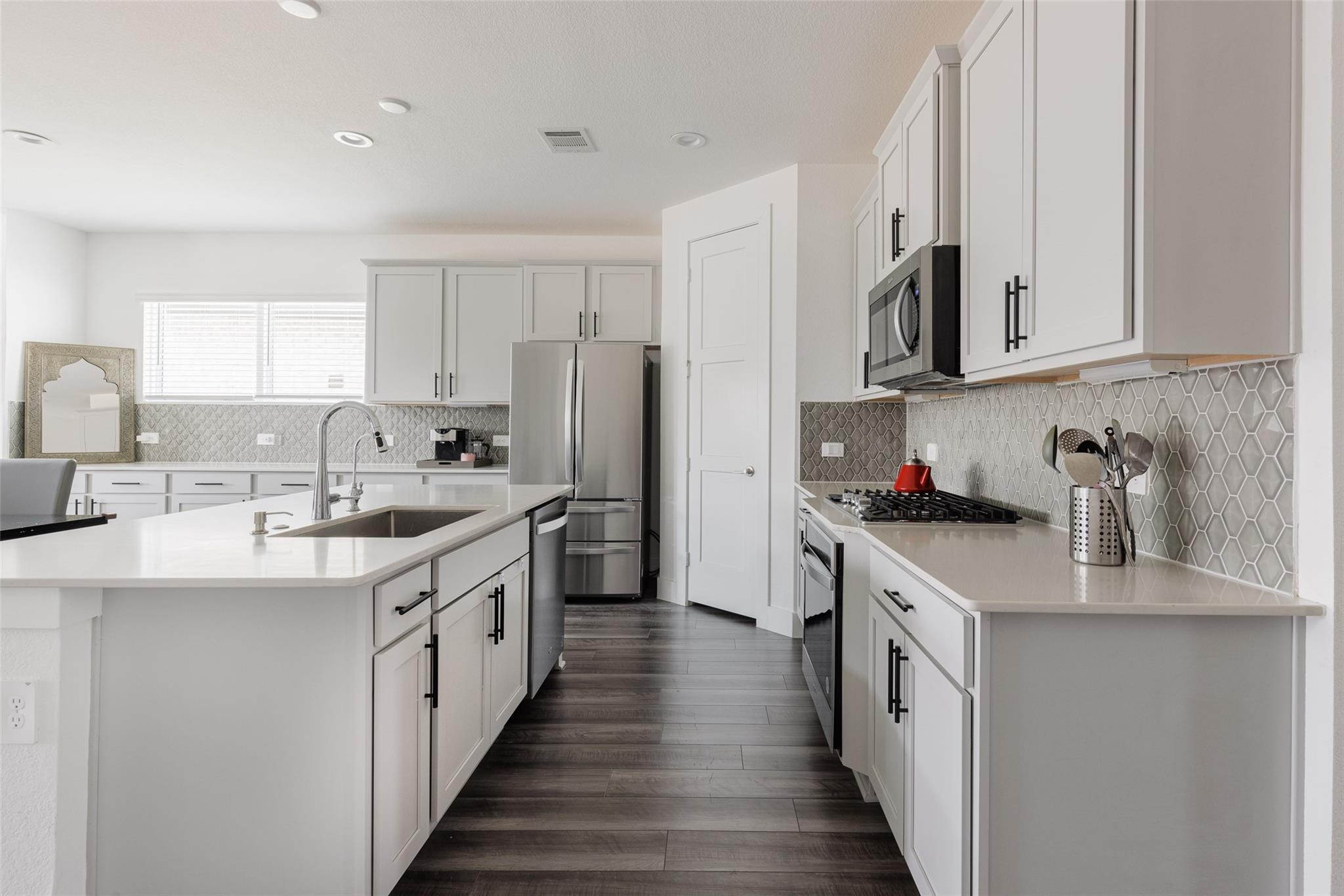 4139 Magliana Lane