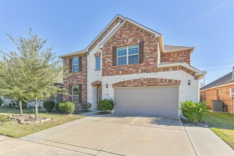 Photo of 24622 Emerald Pool Falls Drive, Tomball, TX 77375 (MLS # 13040508)