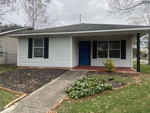 Homes For Sale - 2002 Pannell Street<br/> Harris County, Houston, TX 77020