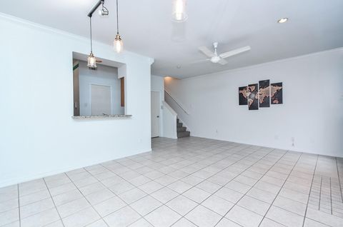 3800 Tanglewilde Street 109 Houston TX 77063