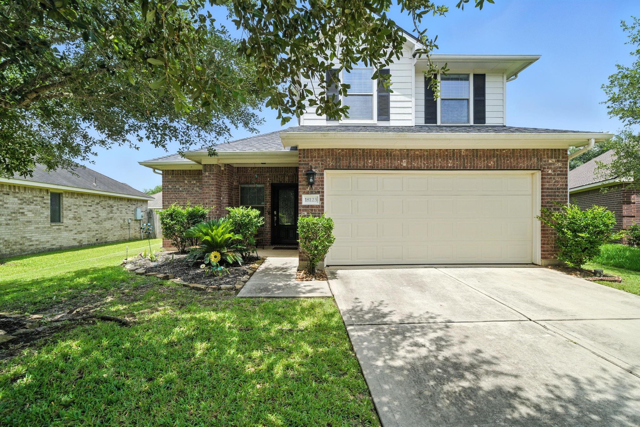 18123 Hillock Glen Lane