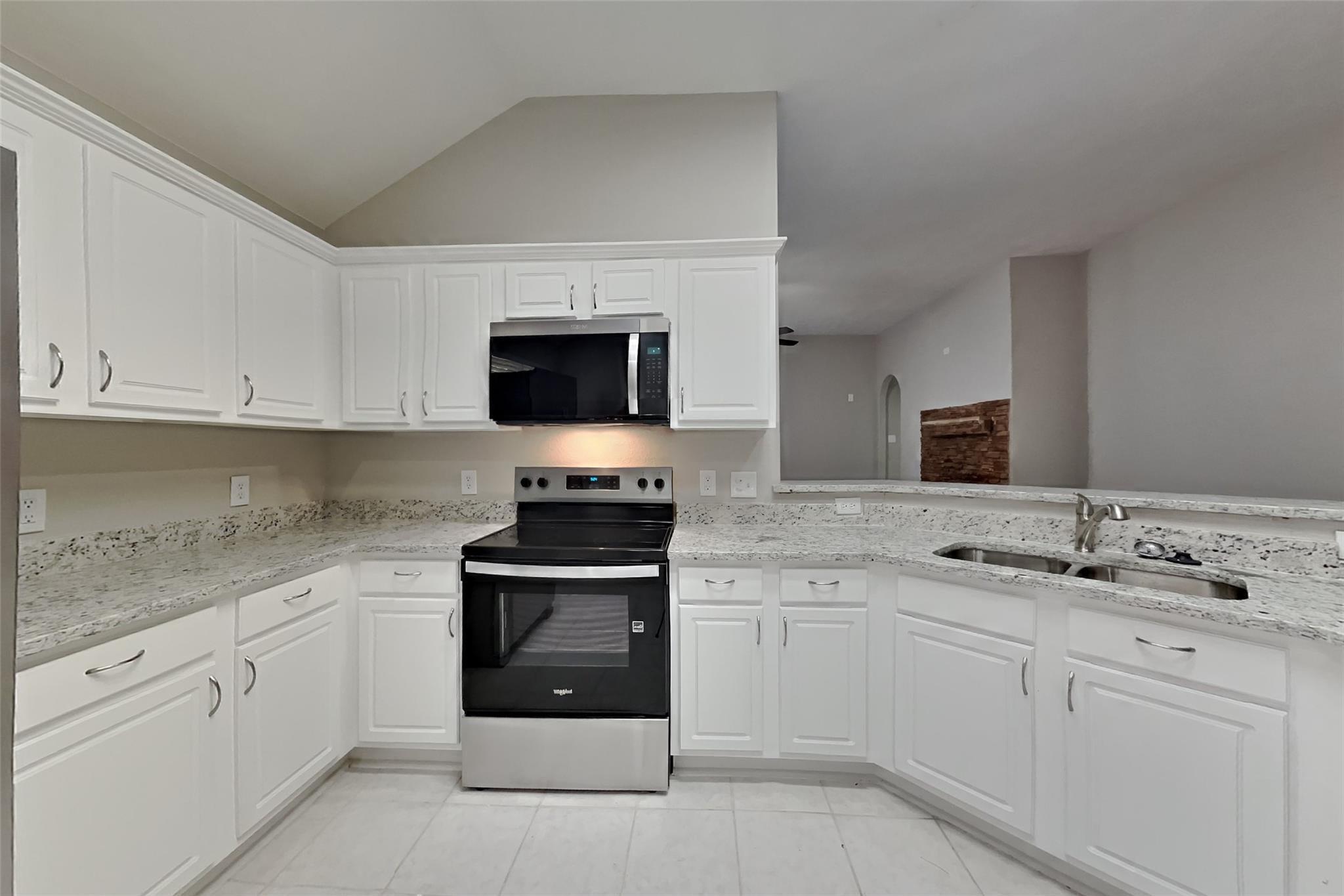 16407 Redbud Berry Lane