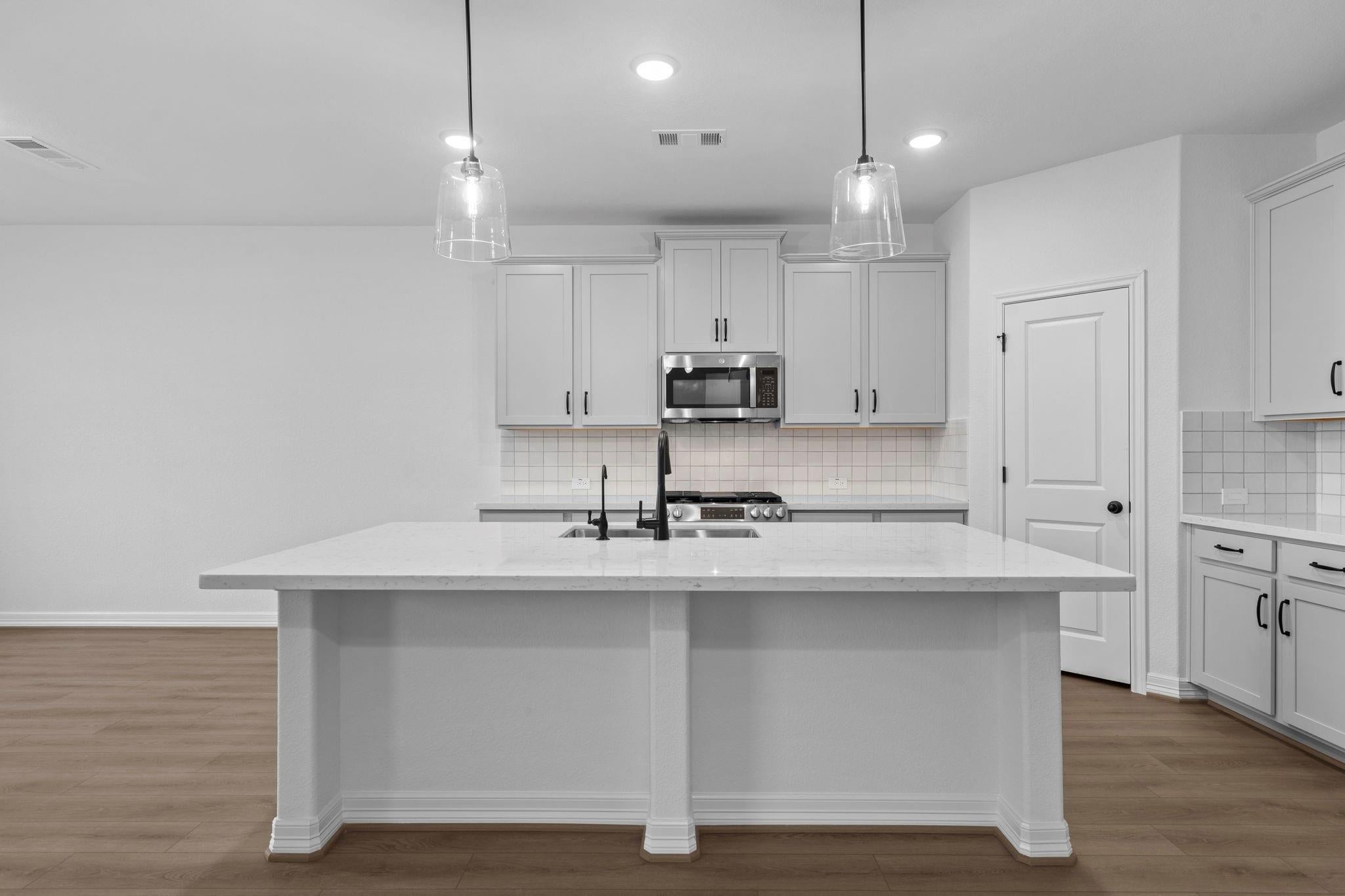 7811 Topaz Ridge Drive