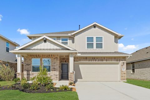 Photo of 4703 Bay Vista Drive, Baytown, TX 77523 (MLS # 36139240)