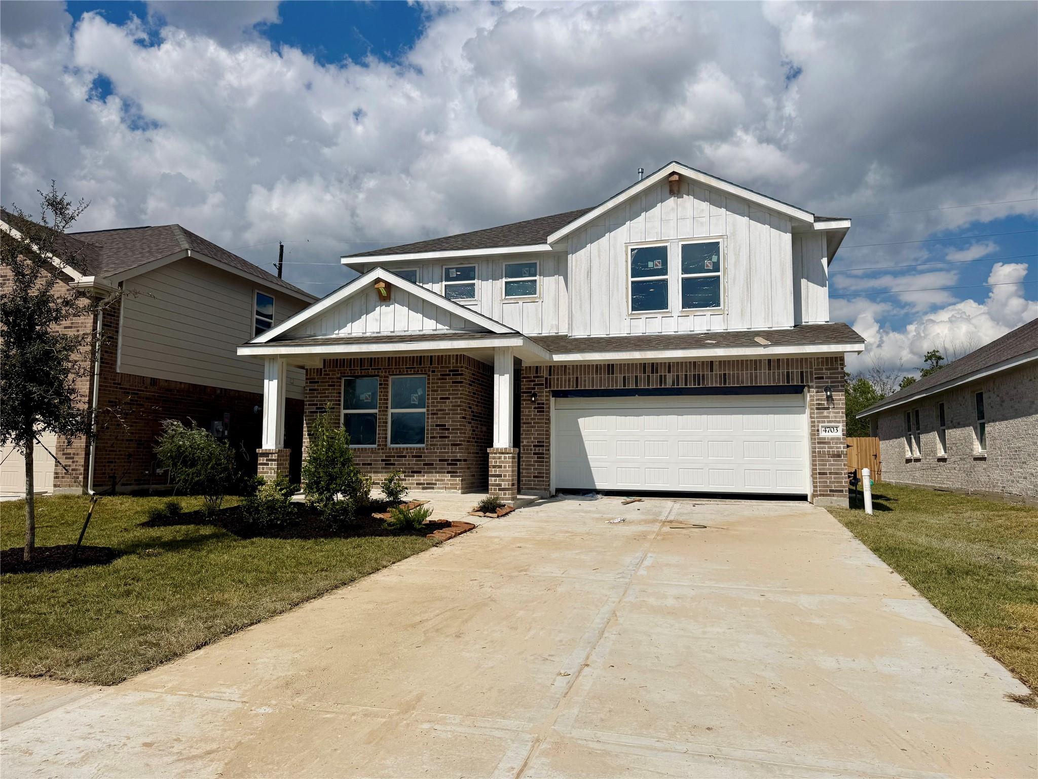 4703 Bay Vista Drive