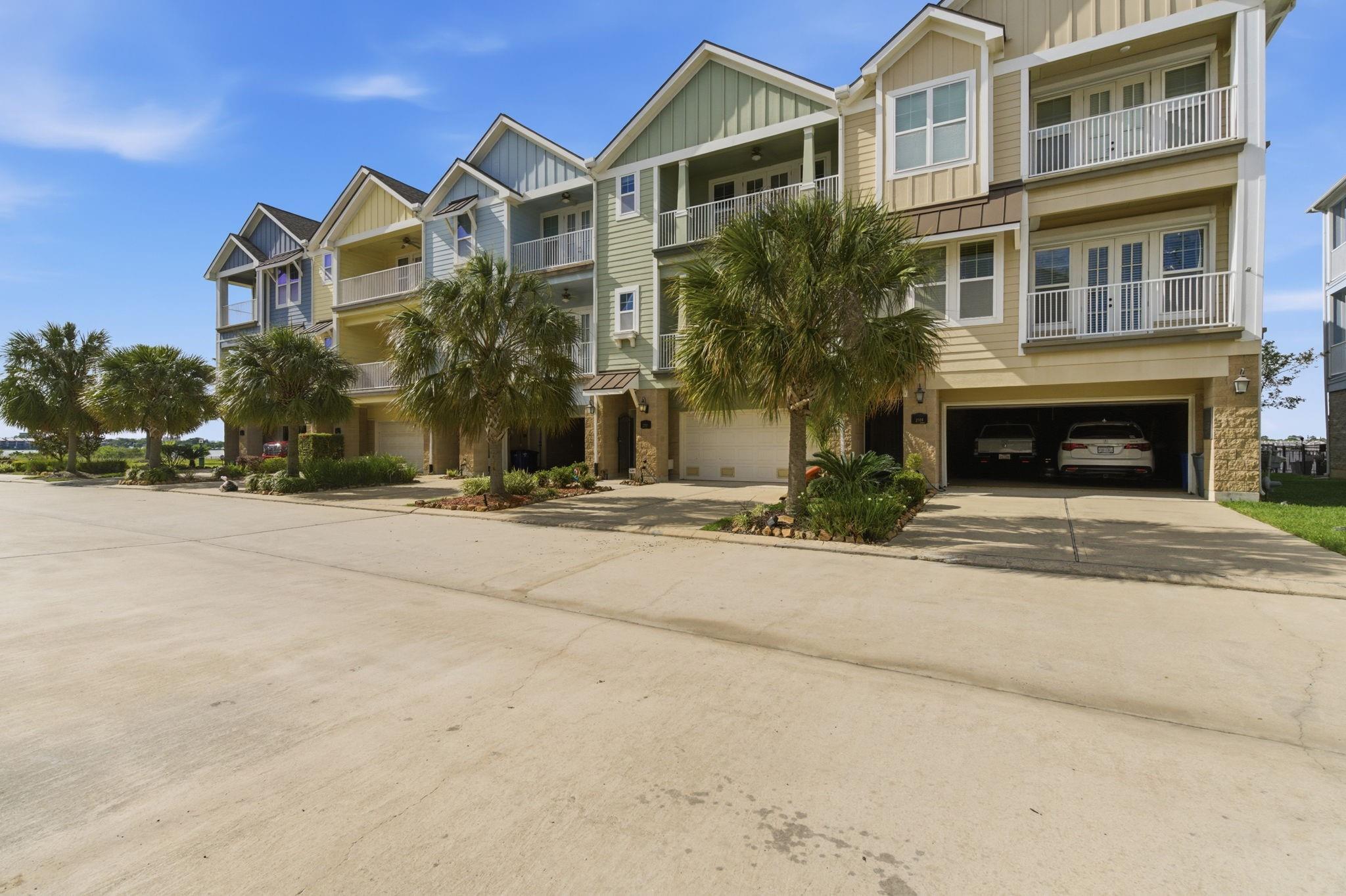 2707 Veranda Townhome Falls