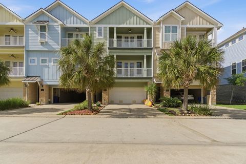 Photo of 2707 Veranda Falls, League City, TX 77573 (MLS # 15889074)