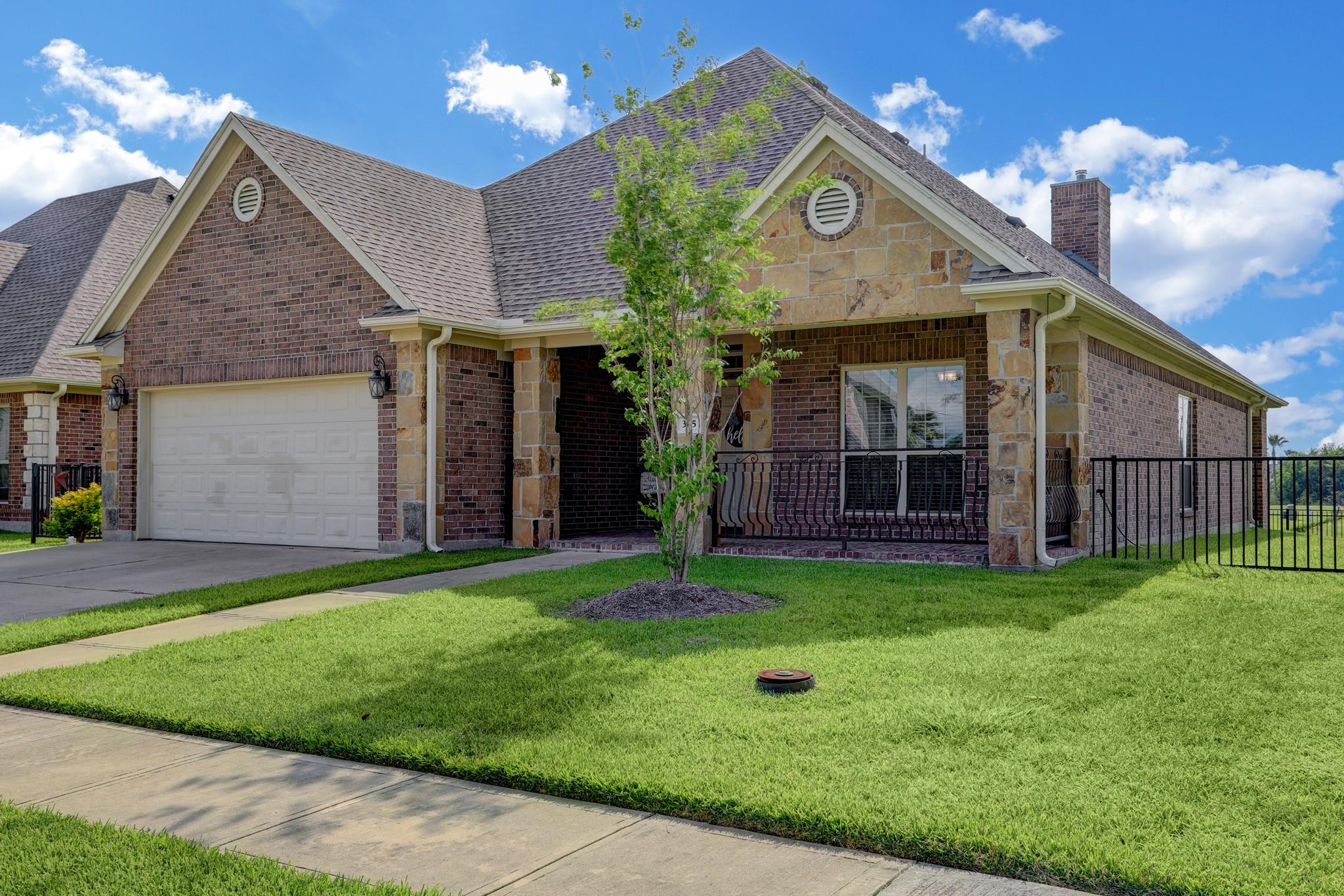 305 Twin Timbers Lane
