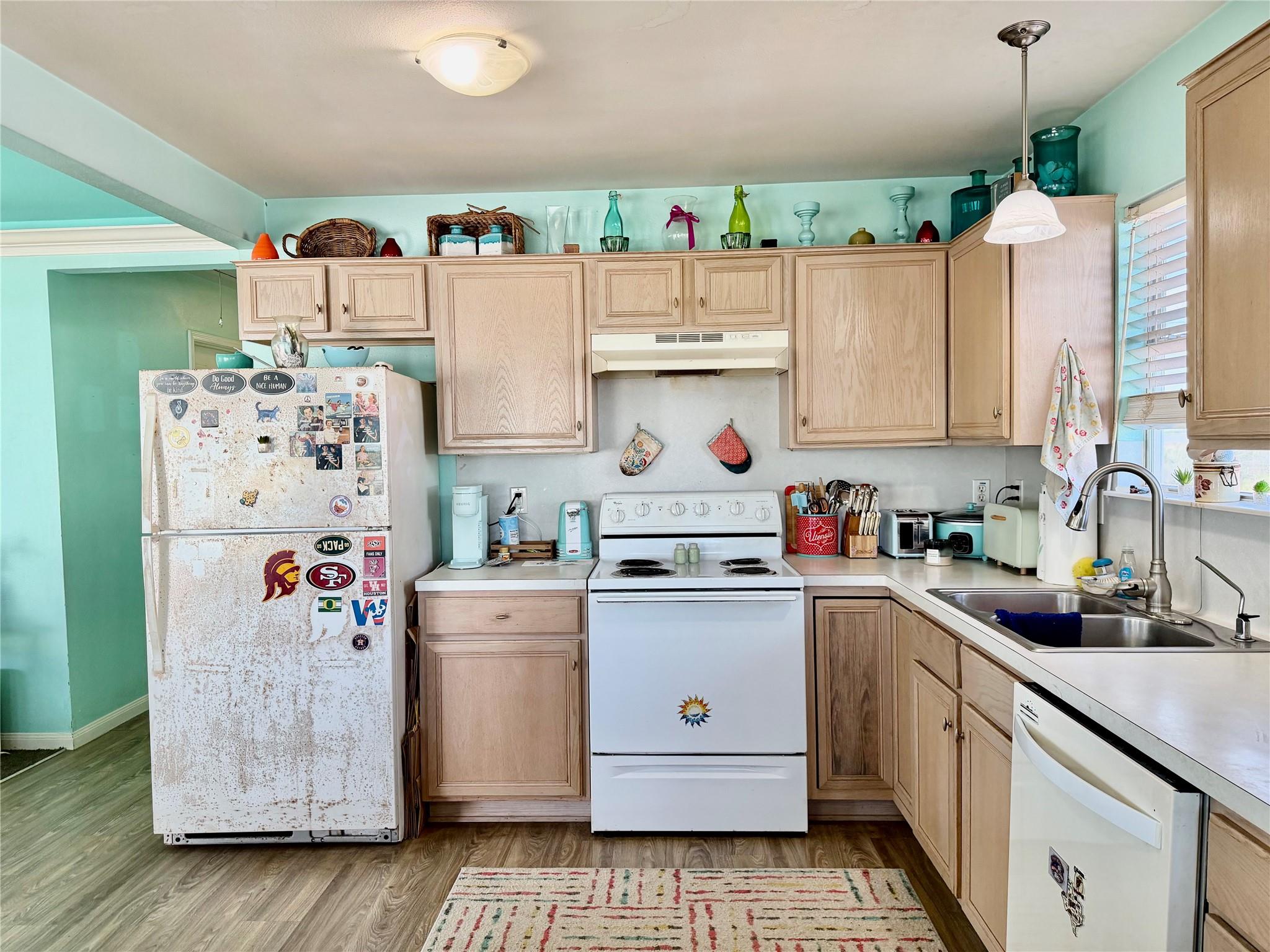 1814 Blue Water Highway