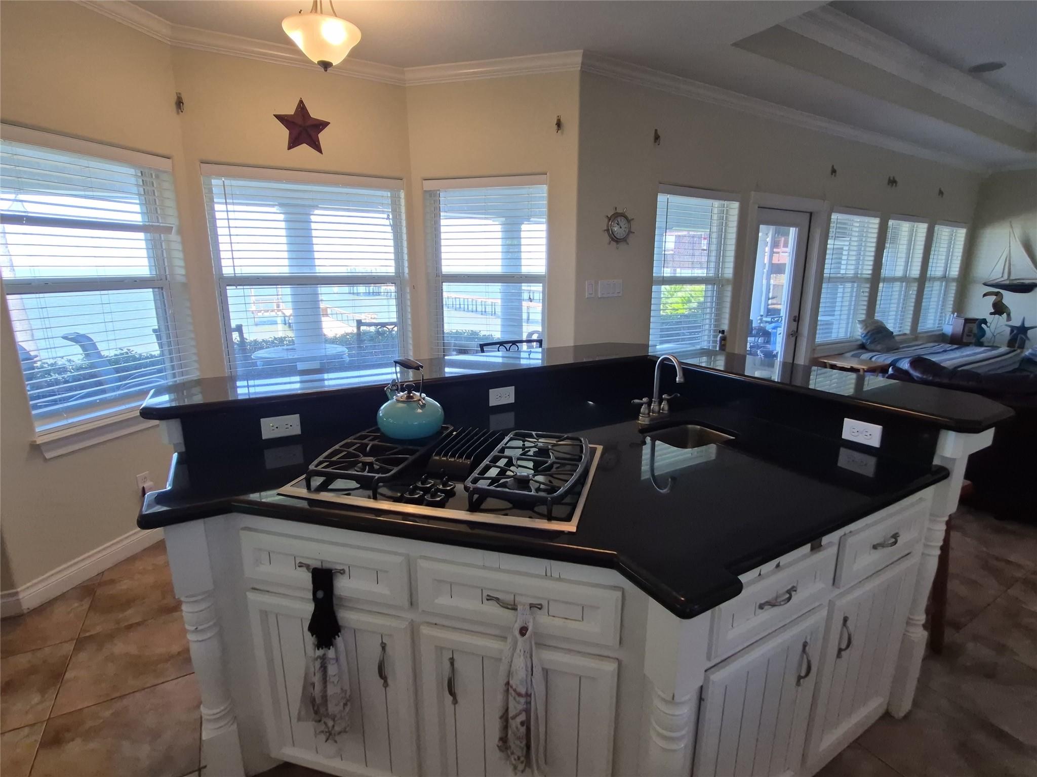 1022 Avenue A 1/2