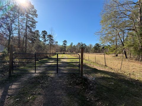 Photo of 397 County Road 2117, Cleveland, TX 77327 (MLS # 77204672)