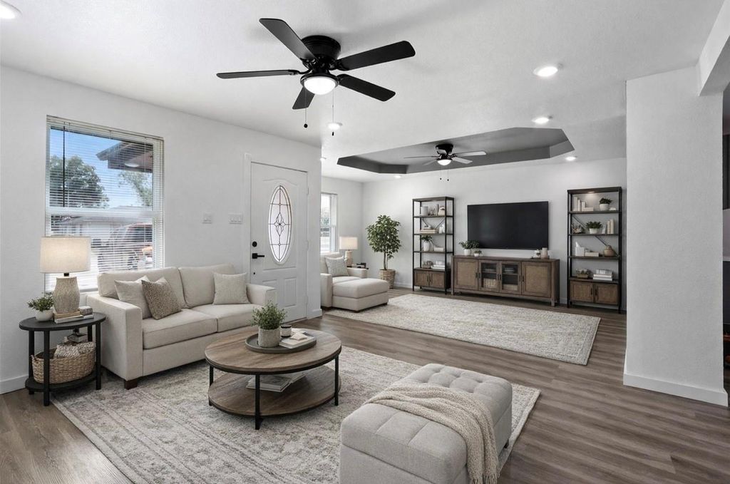 Photo of 3013 Bloomfield Street, Houston, TX 77051 (MLS # 52446581)