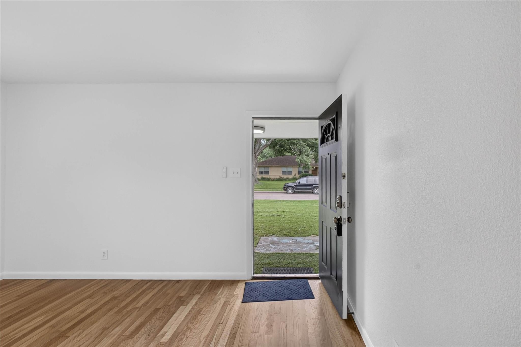 8733 Lugary Drive