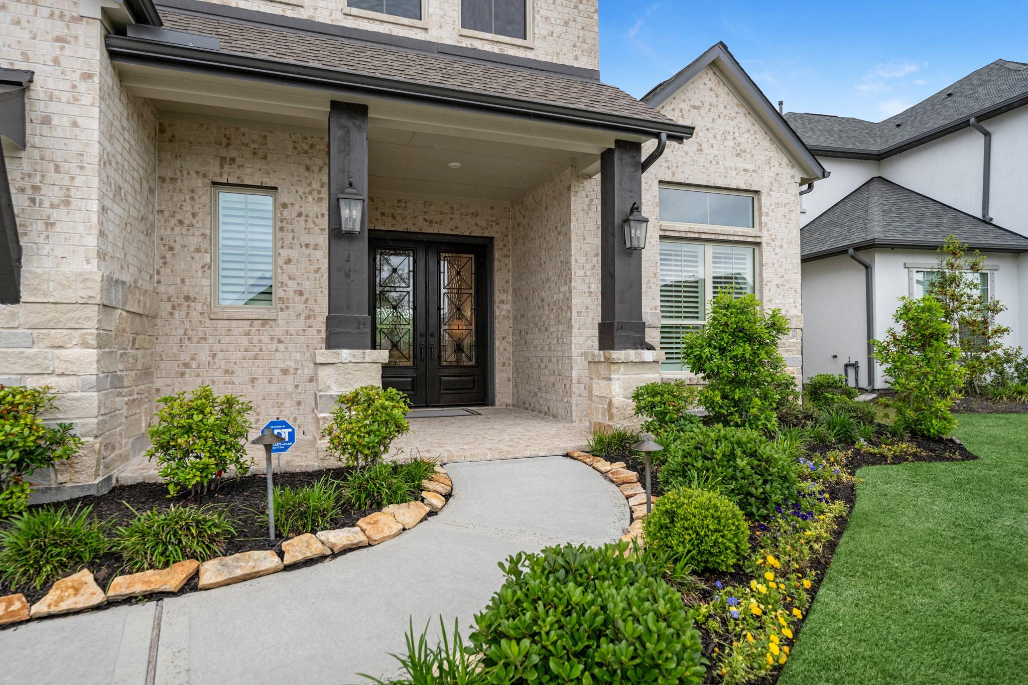 4315 Golden Ridge Circle