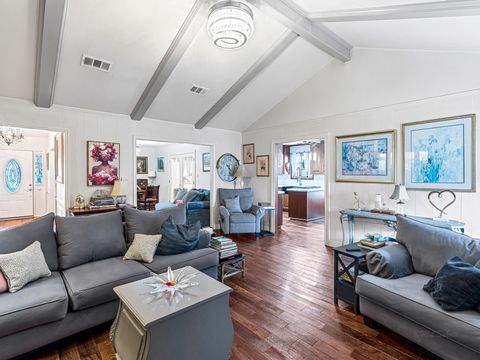 Photo of 818 Olney Oak Drive, Houston, TX 77079 (MLS # 16471020)