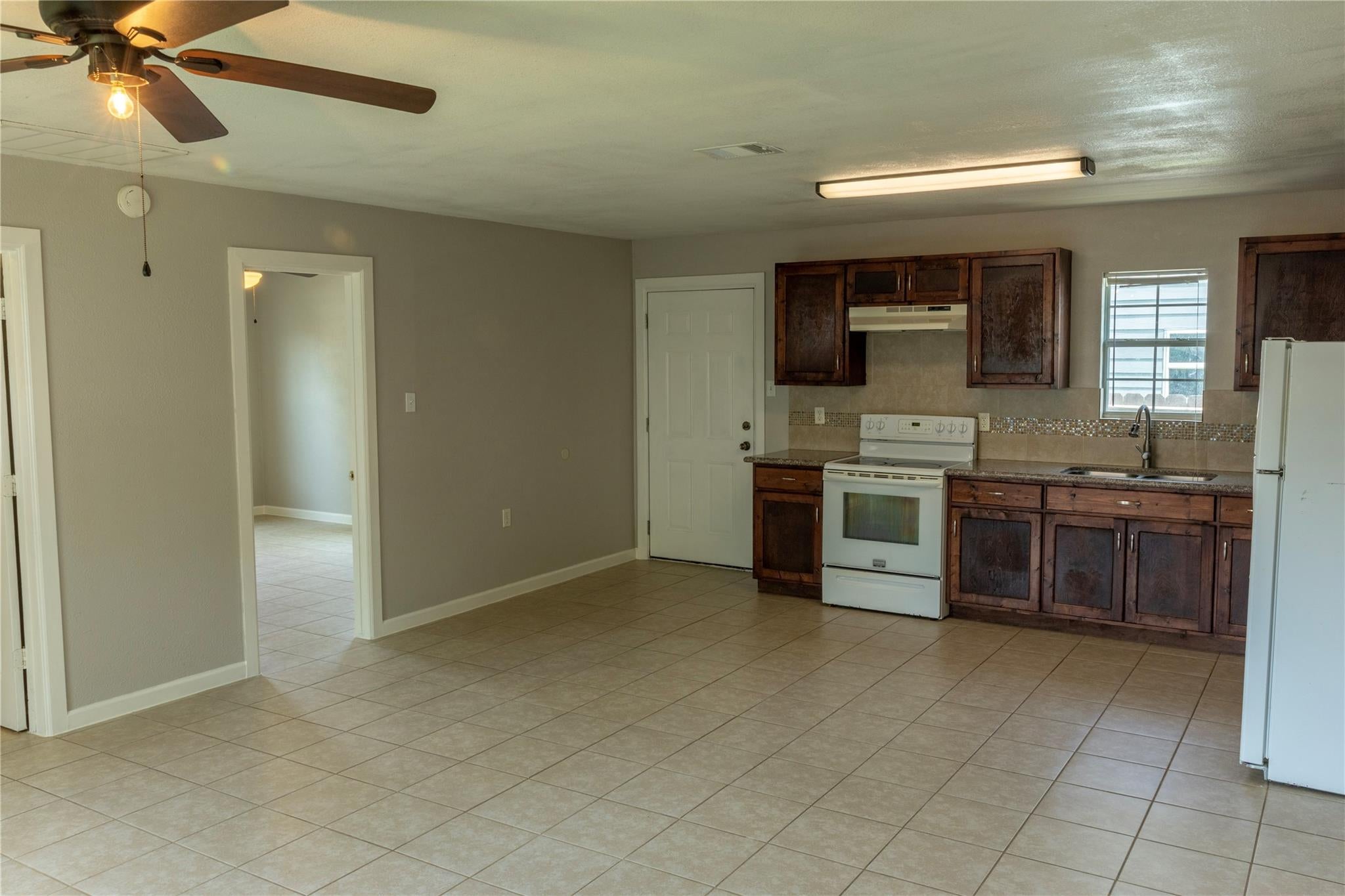537 Cottontail Drive B