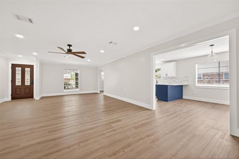 Tiny photo for 11507 Barwood Bend Drive, Houston, TX 77065 (MLS # 72485145)