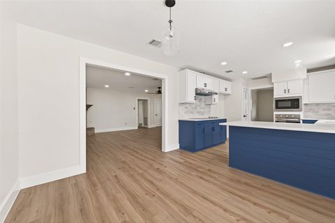 Tiny photo for 11507 Barwood Bend Drive, Houston, TX 77065 (MLS # 72485145)