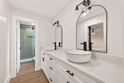 Tiny photo for 11507 Barwood Bend Drive, Houston, TX 77065 (MLS # 72485145)