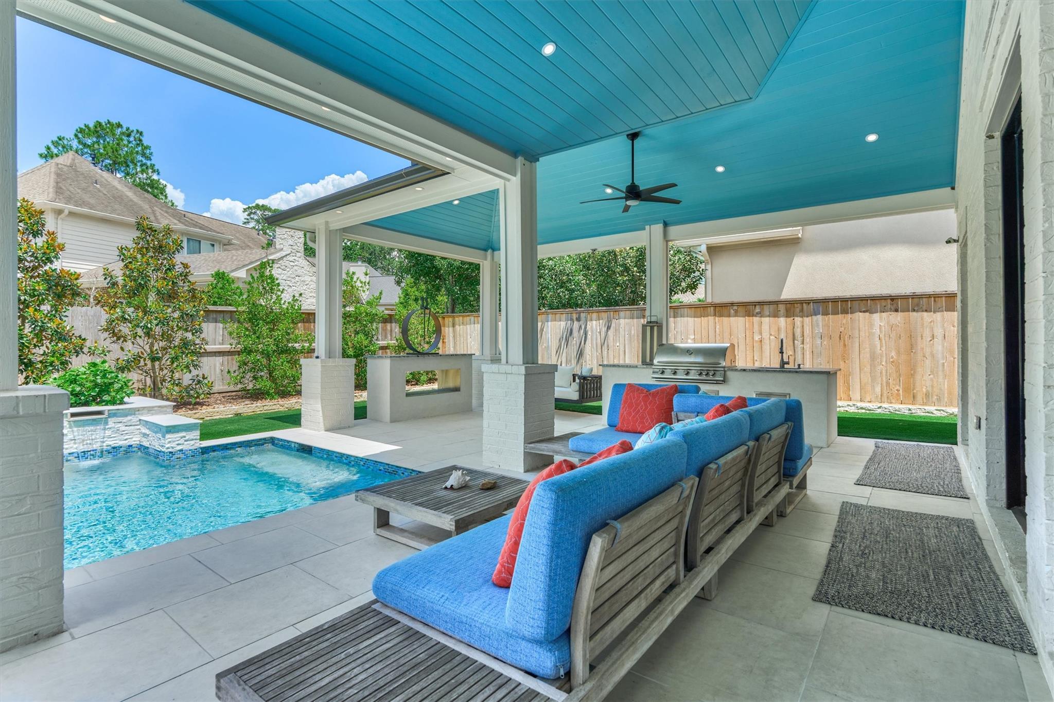 15 Atrium Woods Court