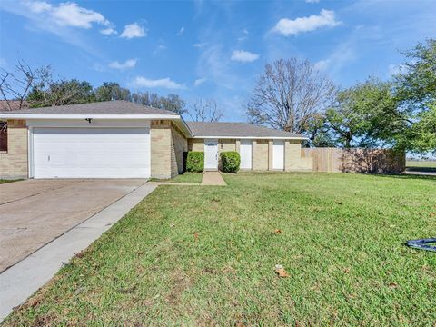 4902 Glenvalley Drive La Porte TX 77571