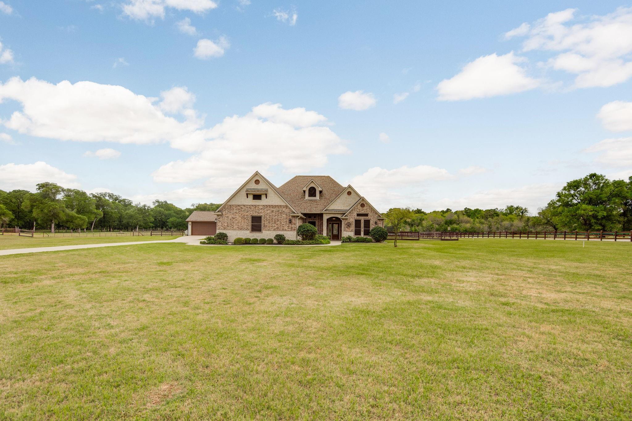 9600 Shadow Creek Trail