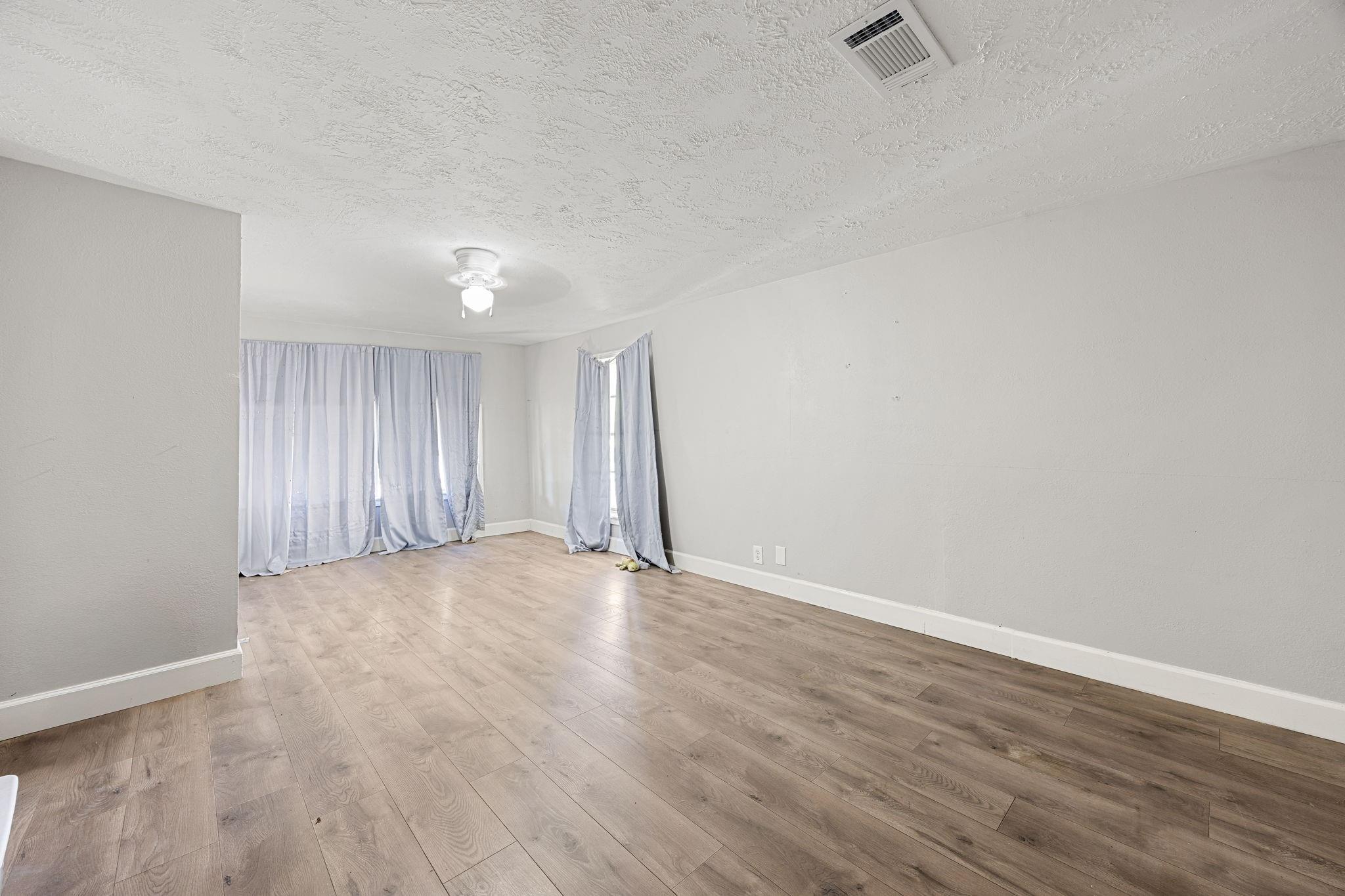 211 Arcadian Drive