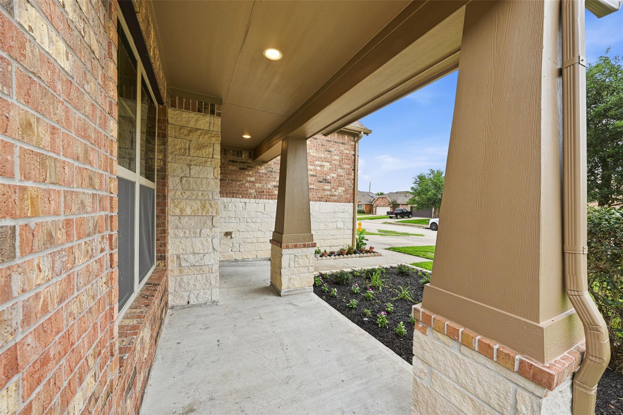 9422 Harmony Lake Lane