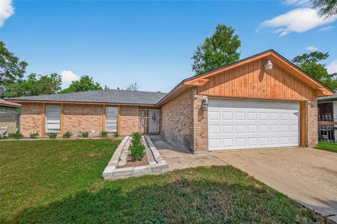 Photo of 7939 Cabot Street, Houston, TX 77078 (MLS # 17952846)