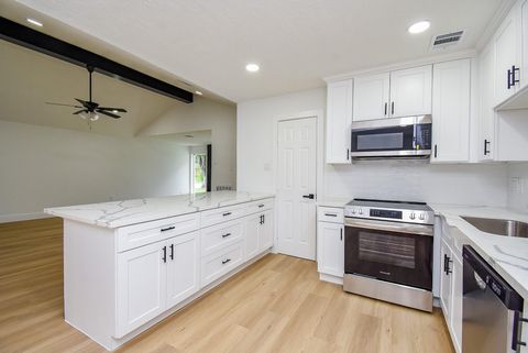 Photo of 1815 Mustang Springs Drive, Missouri City, TX 77459 (MLS # 47631862) Photo of 1815 Mustang Springs Drive, Missouri City, TX 77459 (MLS # 47631862)