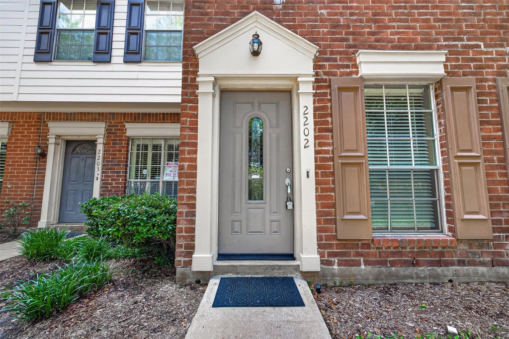 Photo of 2930 Grants Lake Boulevard #2202, Sugar Land, TX 77479 (MLS # 66989893)