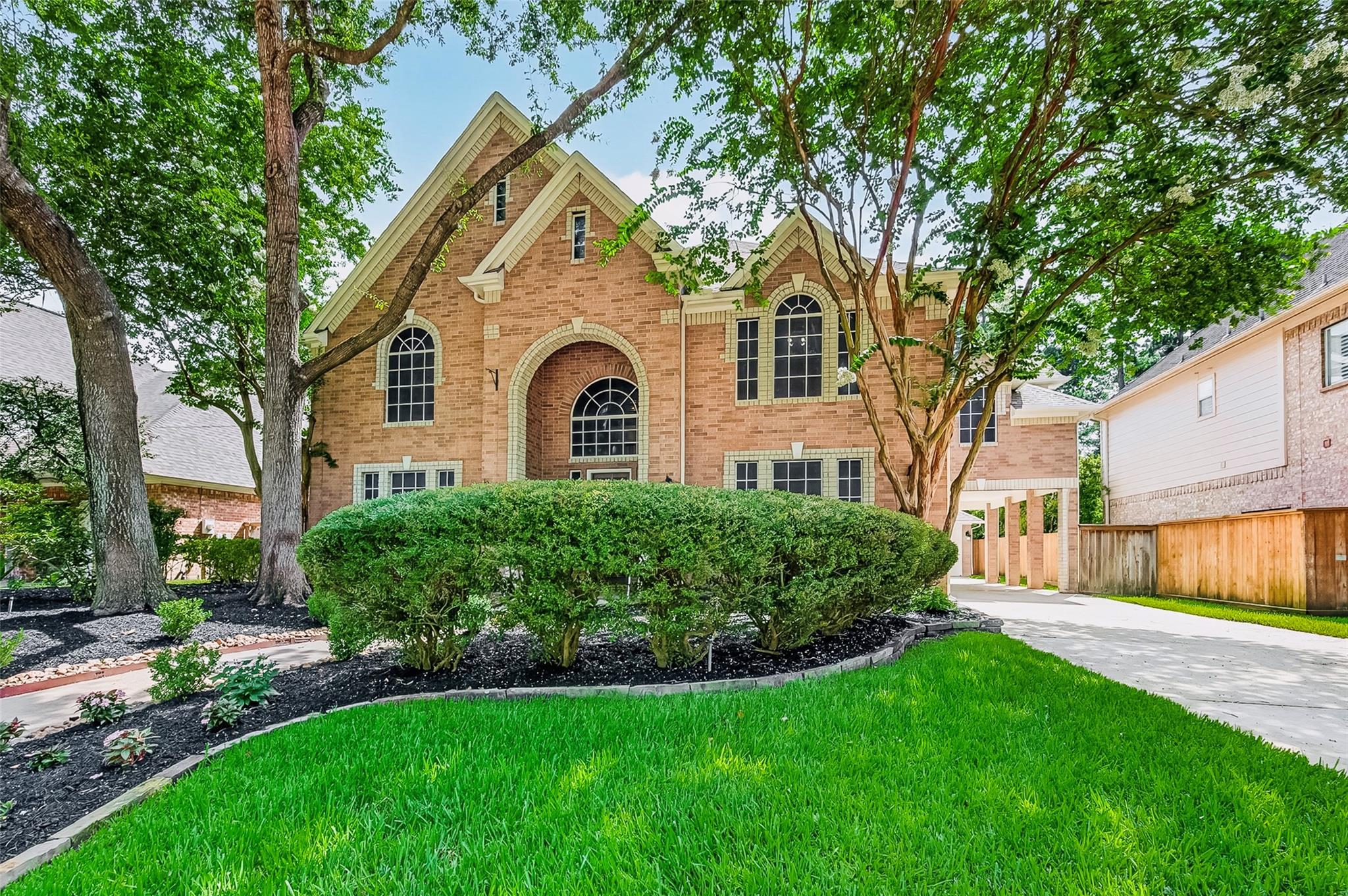 9614 Woodcliff Lake Drive