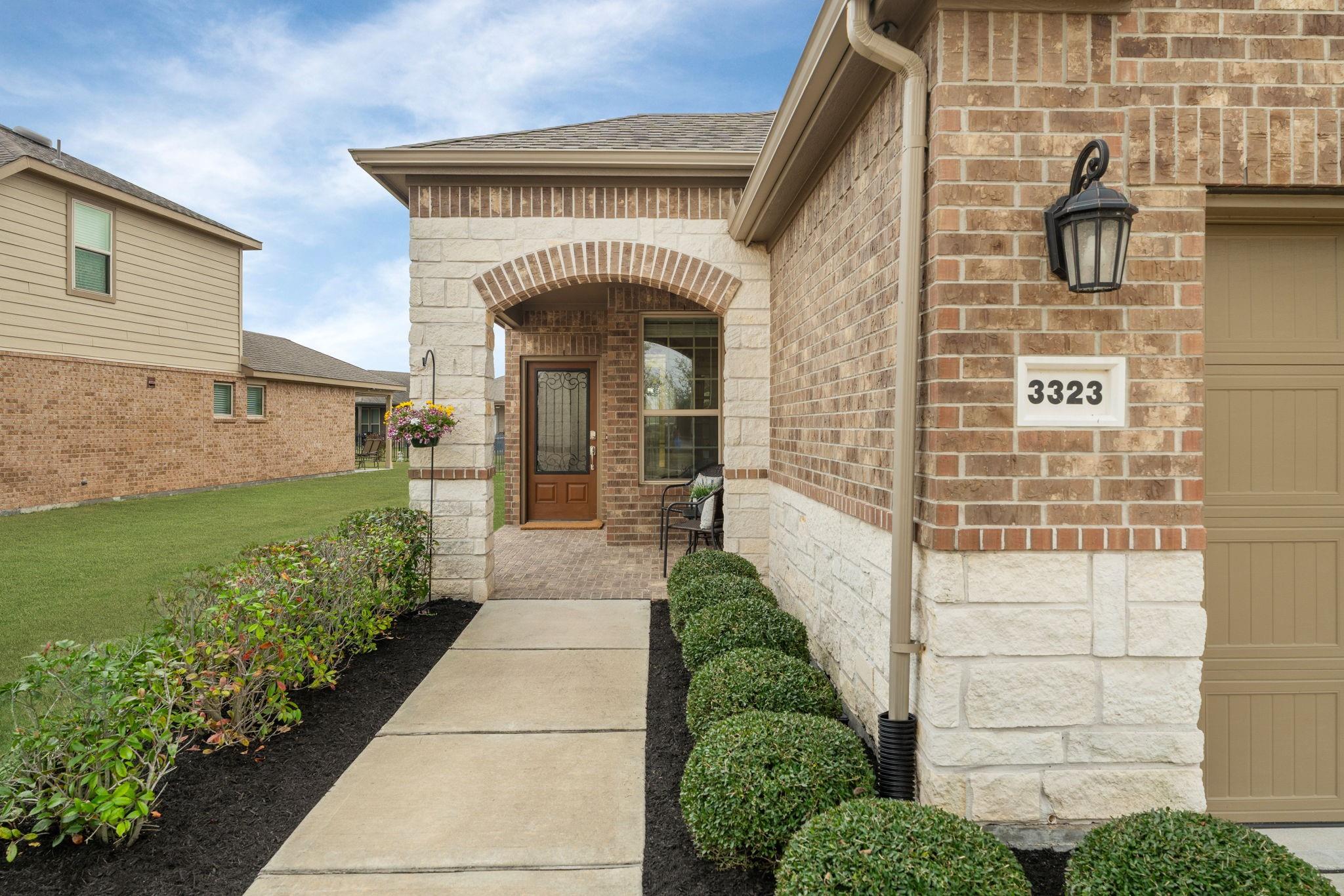3323 Golden Eagle Way