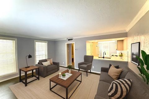 Photo of 5239 Arboles Drive #A, Houston, TX 77035 (MLS # 61677031)