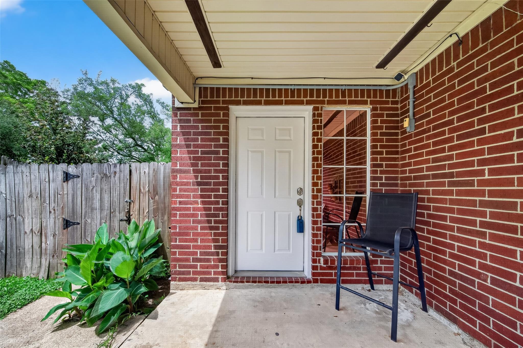 3608 Lochmoor Lane