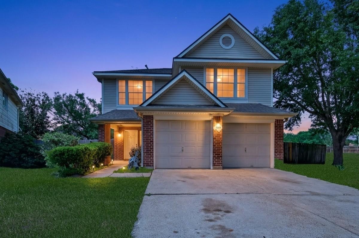 3608 Lochmoor Lane