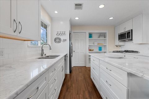 Tiny photo for 510 Shoreacres Boulevard, Shoreacres, TX 77571 (MLS # 60309756)