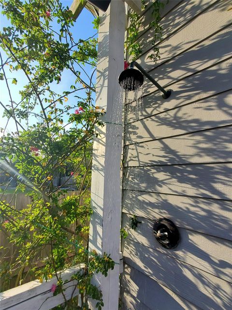 Tiny photo for 510 Shoreacres Boulevard, Shoreacres, TX 77571 (MLS # 60309756)