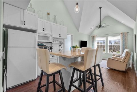 Tiny photo for 510 Shoreacres Boulevard, Shoreacres, TX 77571 (MLS # 60309756)