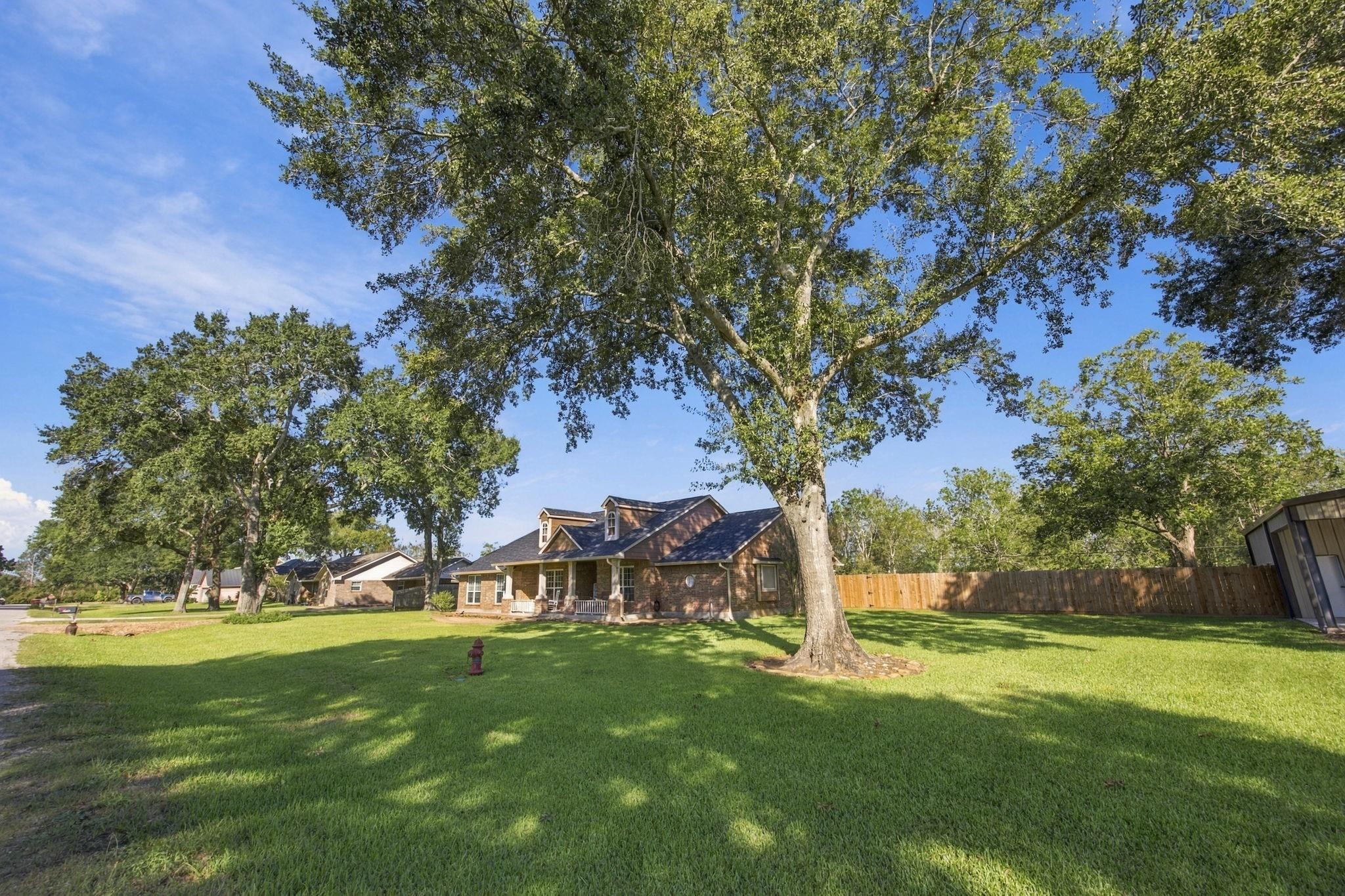 14898 Live Oak Lane