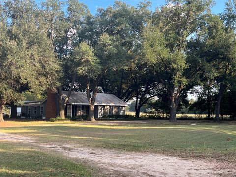Photo of 419 Lcr 648, Thornton, TX 76687 (MLS # 20137485) Photo of 419 Lcr 648, Thornton, TX 76687 (MLS # 20137485)