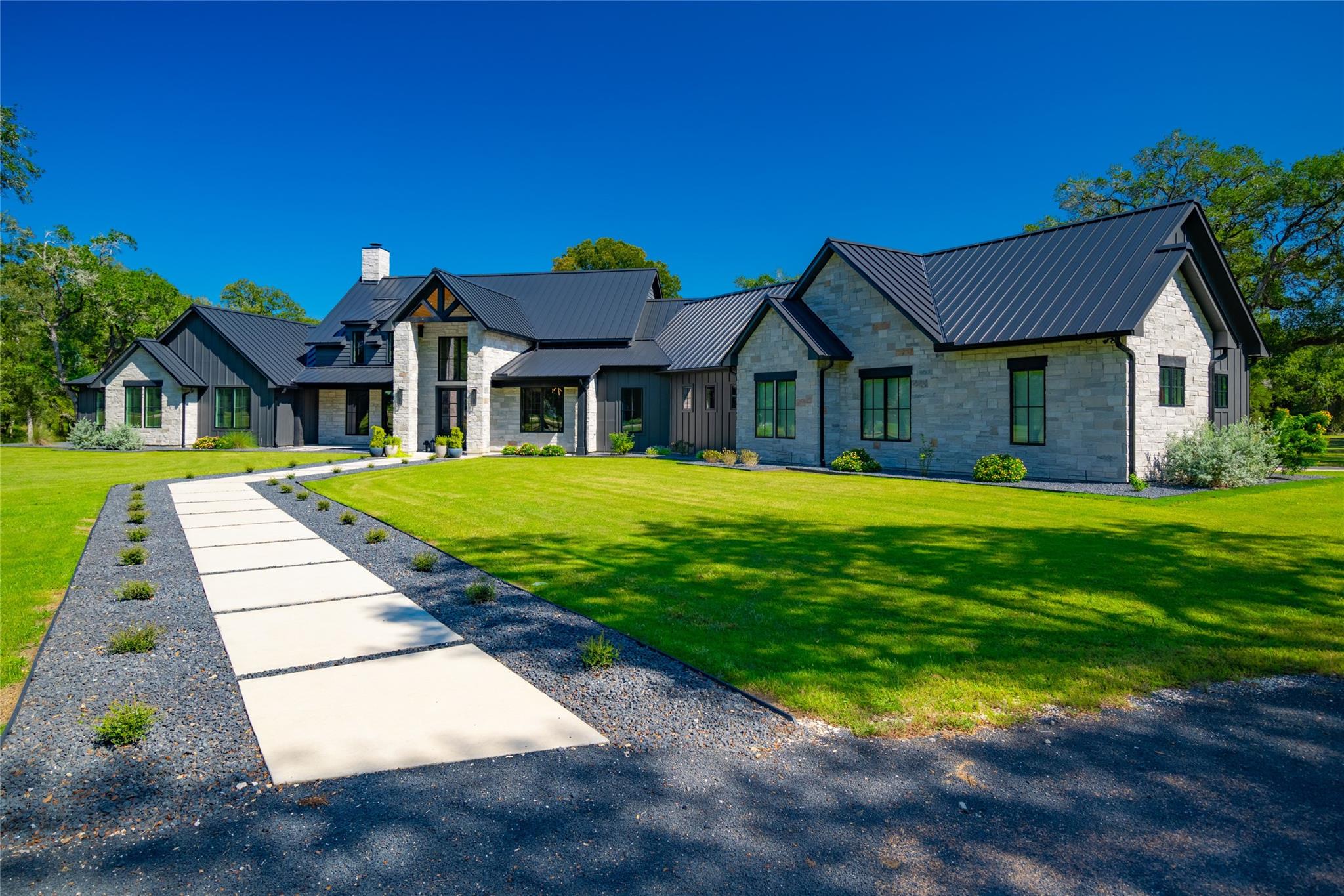 1301 County Road 218