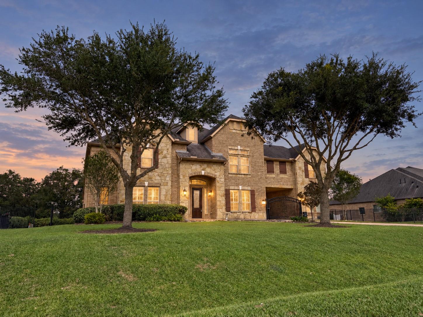 6010 Crystal Water Drive
