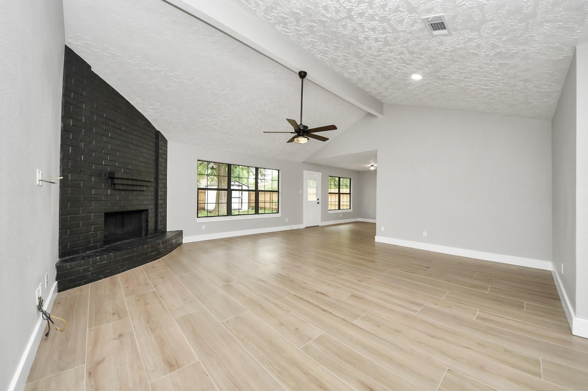 20010 Cottonglade Lane