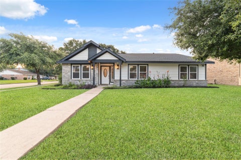 Photo of 10114 Twilight Moon Drive, Houston, TX 77064 (MLS # 11306960)