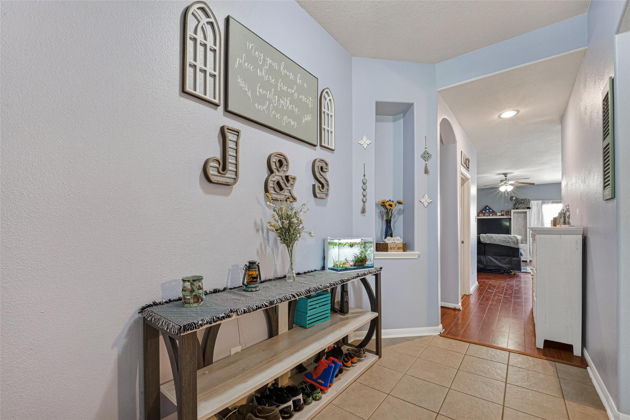 3209 Lone Trail Drive S