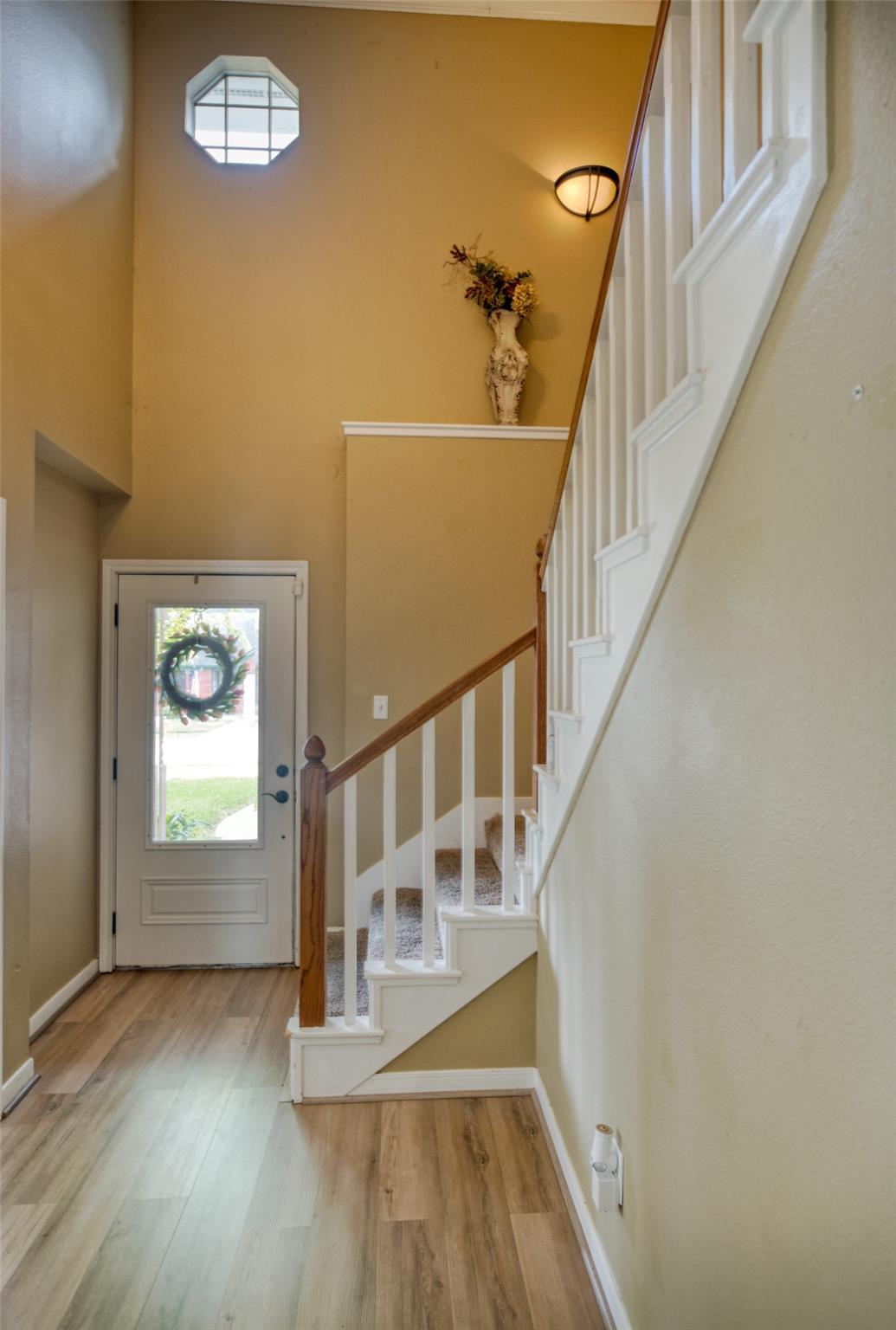 608 Prairie Lane